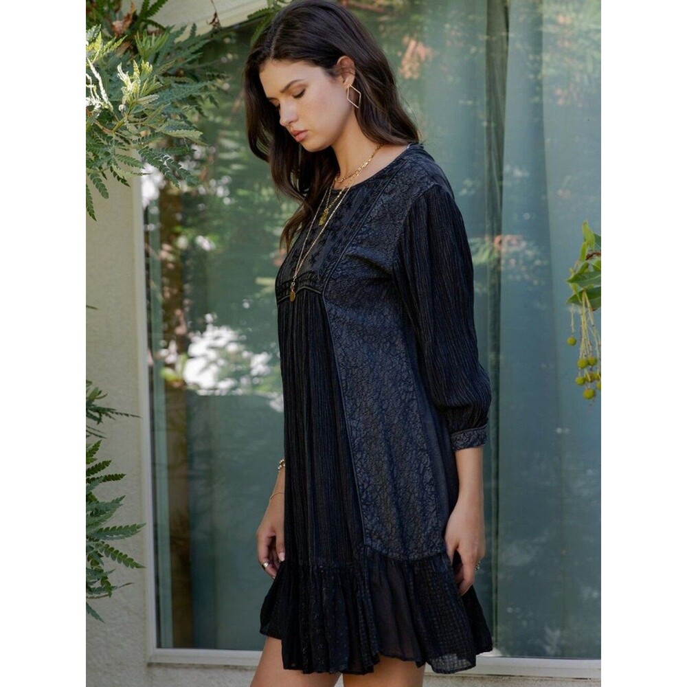 Young Threads Boho Embroidered Ruffle Hem Babydoll Dress Size Medium - Picture 3 of 7